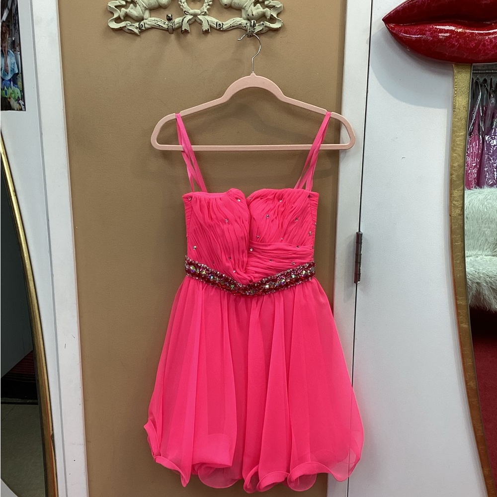 Junior Girls Pink Minimal JewlsTop Dress withh Jeweled Waistlinene